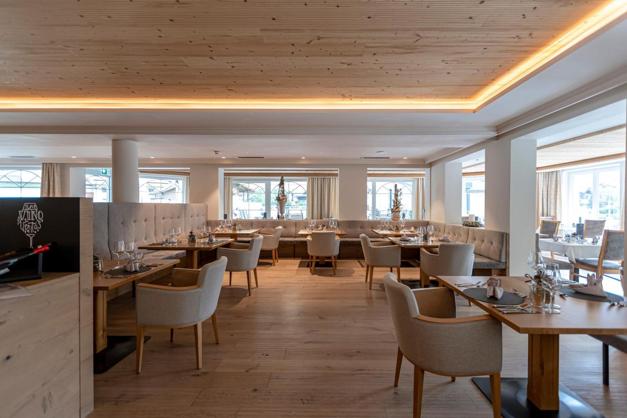 Premium Activehotel Bergkoenig Neustift im Stubaital Exterior foto